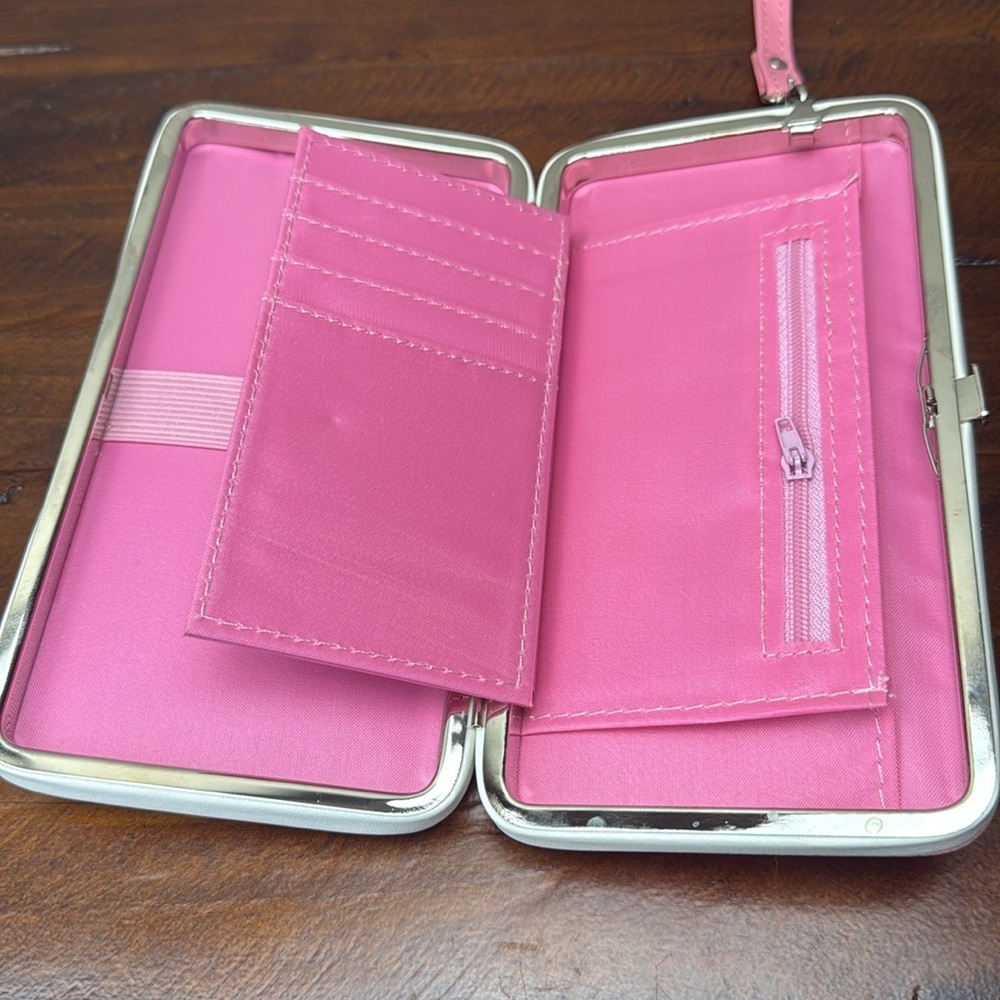 Pink Bow Clutch Wallet - Picture 10 of 11